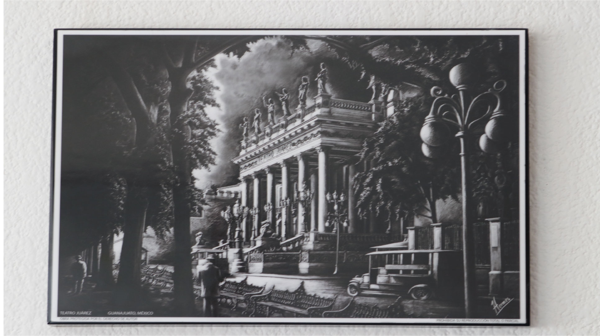 Marco con poliéster Teatro Juárez